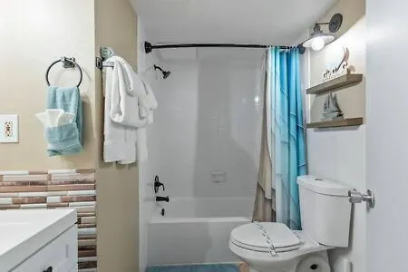 Oceanside Pair-A-Dise - Double Room, Heated Pool & Beach Access, Free Parking دايتونا بيتش