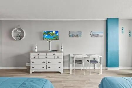 Oceanside Pair-A-Dise - Double Room, Heated Pool & Beach Access, Free Parking دايتونا بيتش بيت للعطل